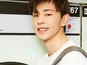 邓伦综艺日常吃瓜,瓜田里的欢乐时光